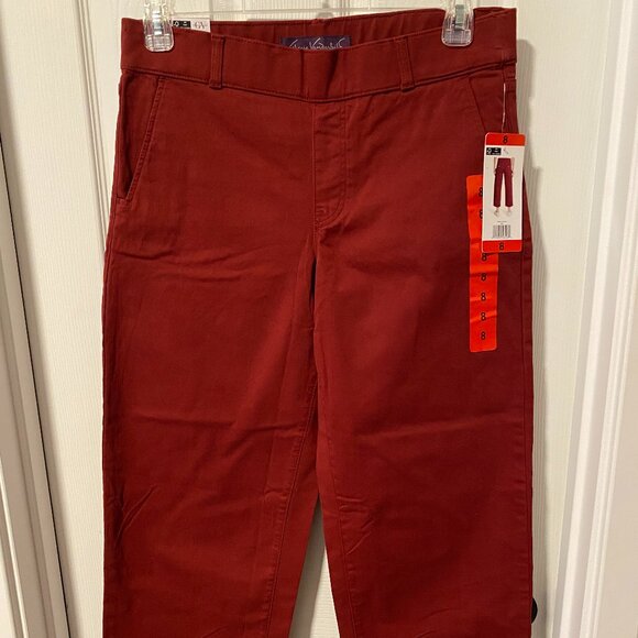 Gloria Vanderbilt, Pull on wide leg crop pants. Size 8. Burgandy/Red. - Picture 1 of 6